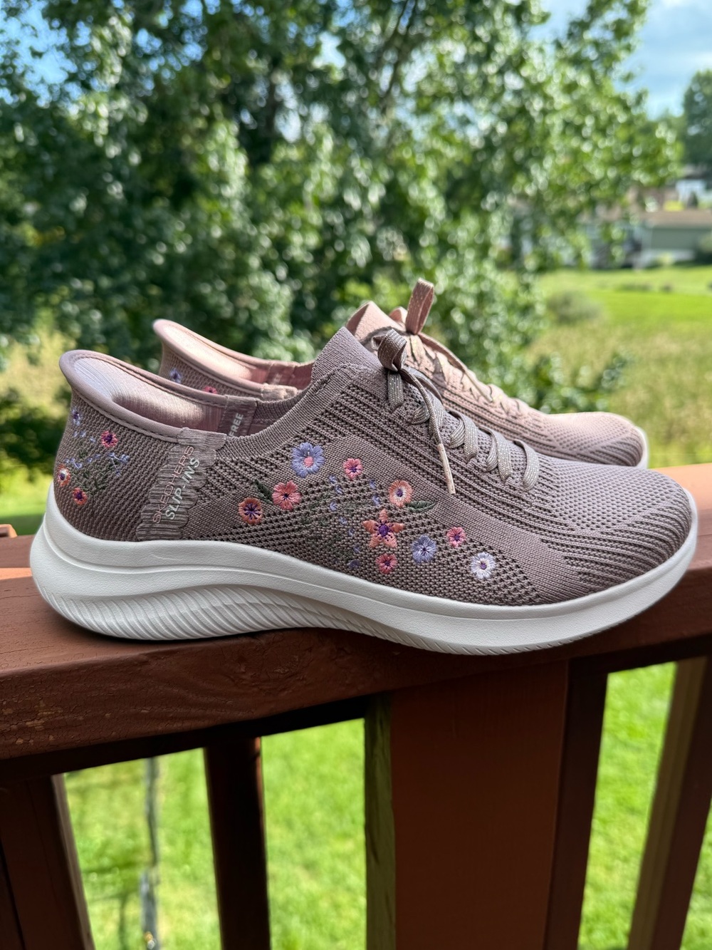Skechers Hands Free Slip-Ins: Ultra Flex 4.0 - Sweet Petals Slip-On Sneake